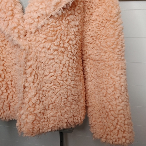 URBAN Outfitters Sherpa jacket size L - Picture 4 of 12